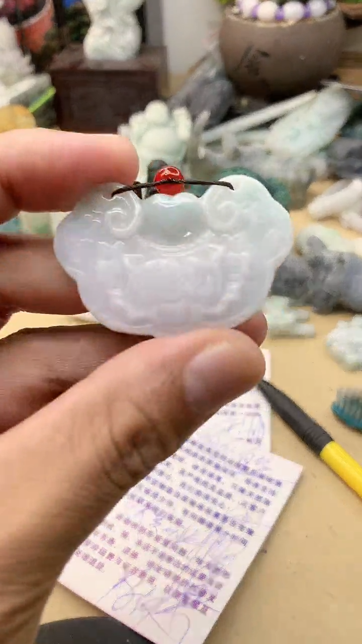 【闪购商品】翡翠颈饰未镶嵌翡翠