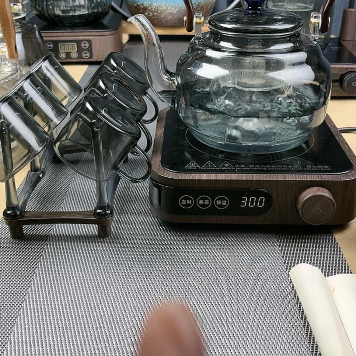 【闪购商品】玻璃1