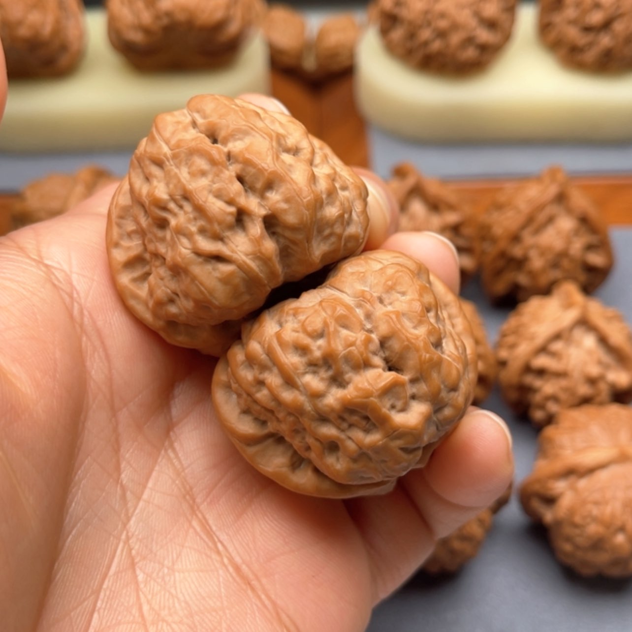 【闪购商品】桃核吊坠像*端40×42