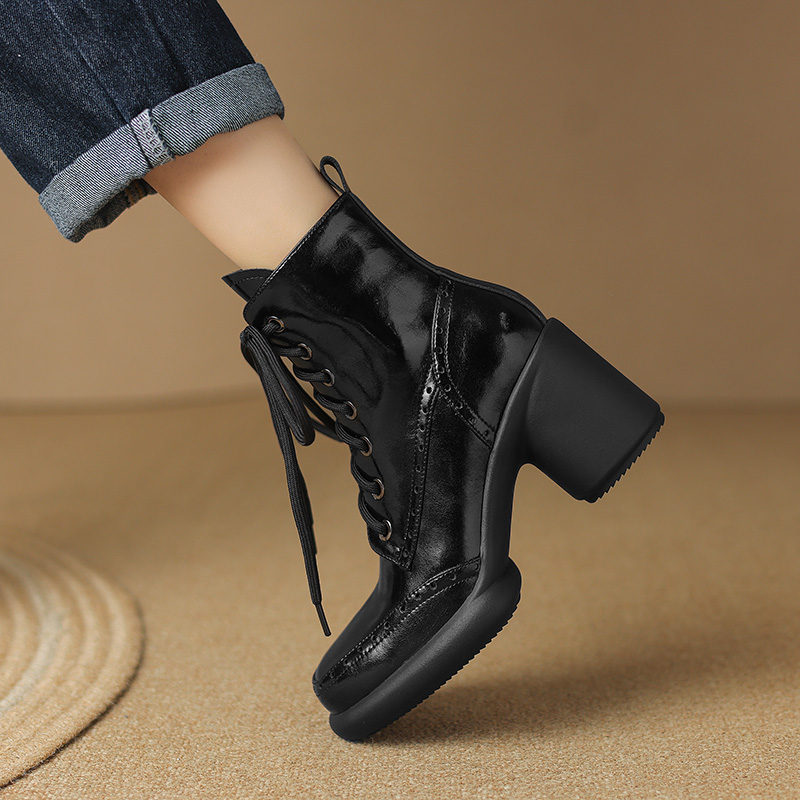 7.5cm法式高跟时装靴子女2023年新款防水台粗跟短靴英伦风真皮靴