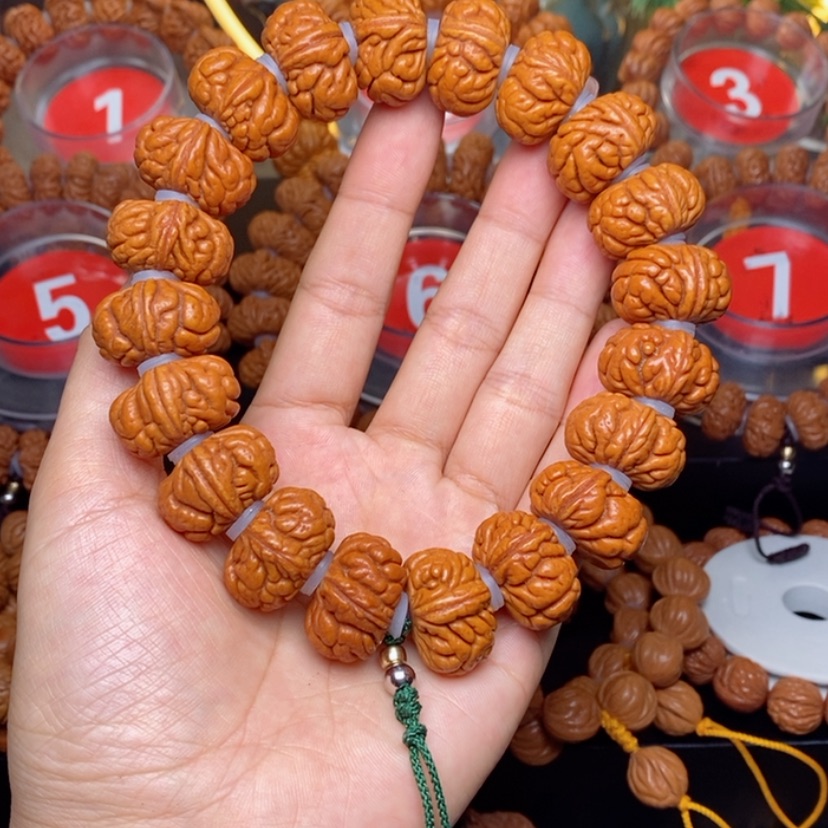 【闪购商品】桃核吊坠轮****O23矮霸