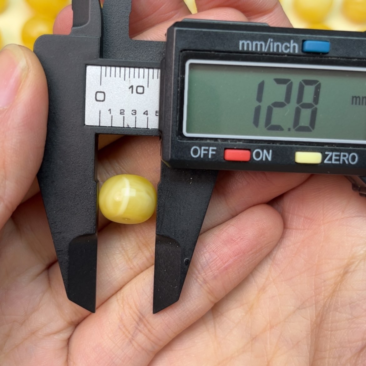 【闪购商品】琥珀裸石未镶嵌