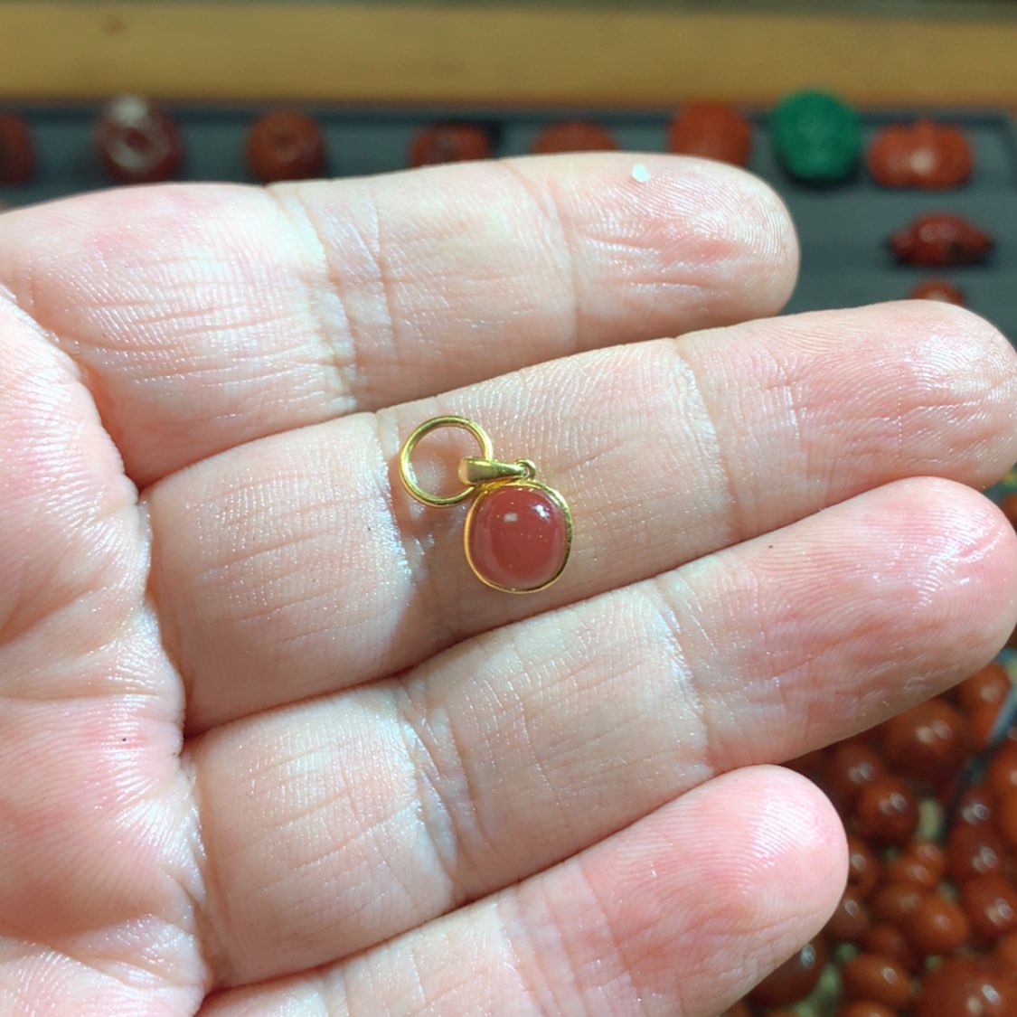 【闪购商品】南红玛瑙旁挂未镶嵌f*