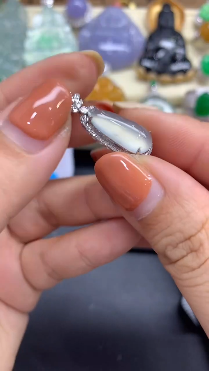 【闪购商品】翡翠吊坠18K金镶嵌384-多人