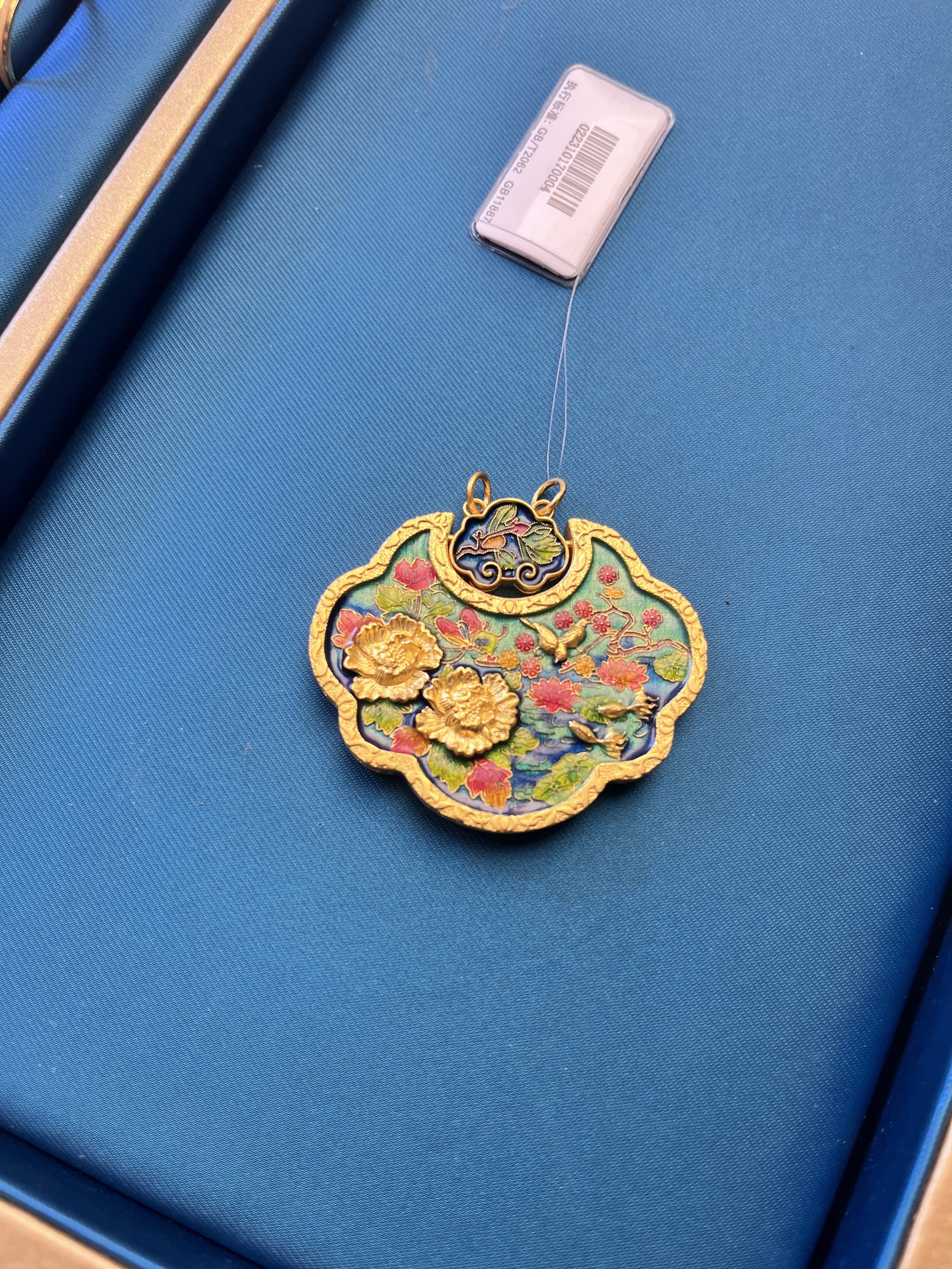 牡丹花开富贵锁包
