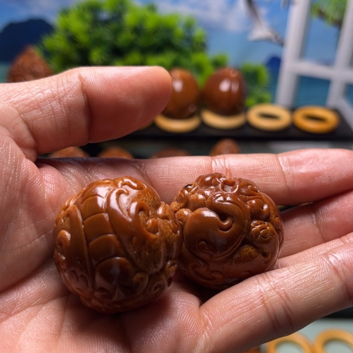 【闪购商品】橄榄核雕汽****哥