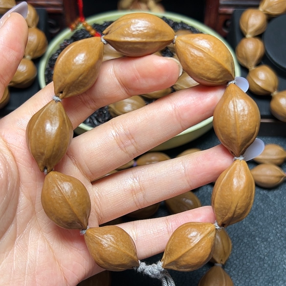 【闪购商品】梅林铁核1.7+X2.8左右长串核雕花*禄