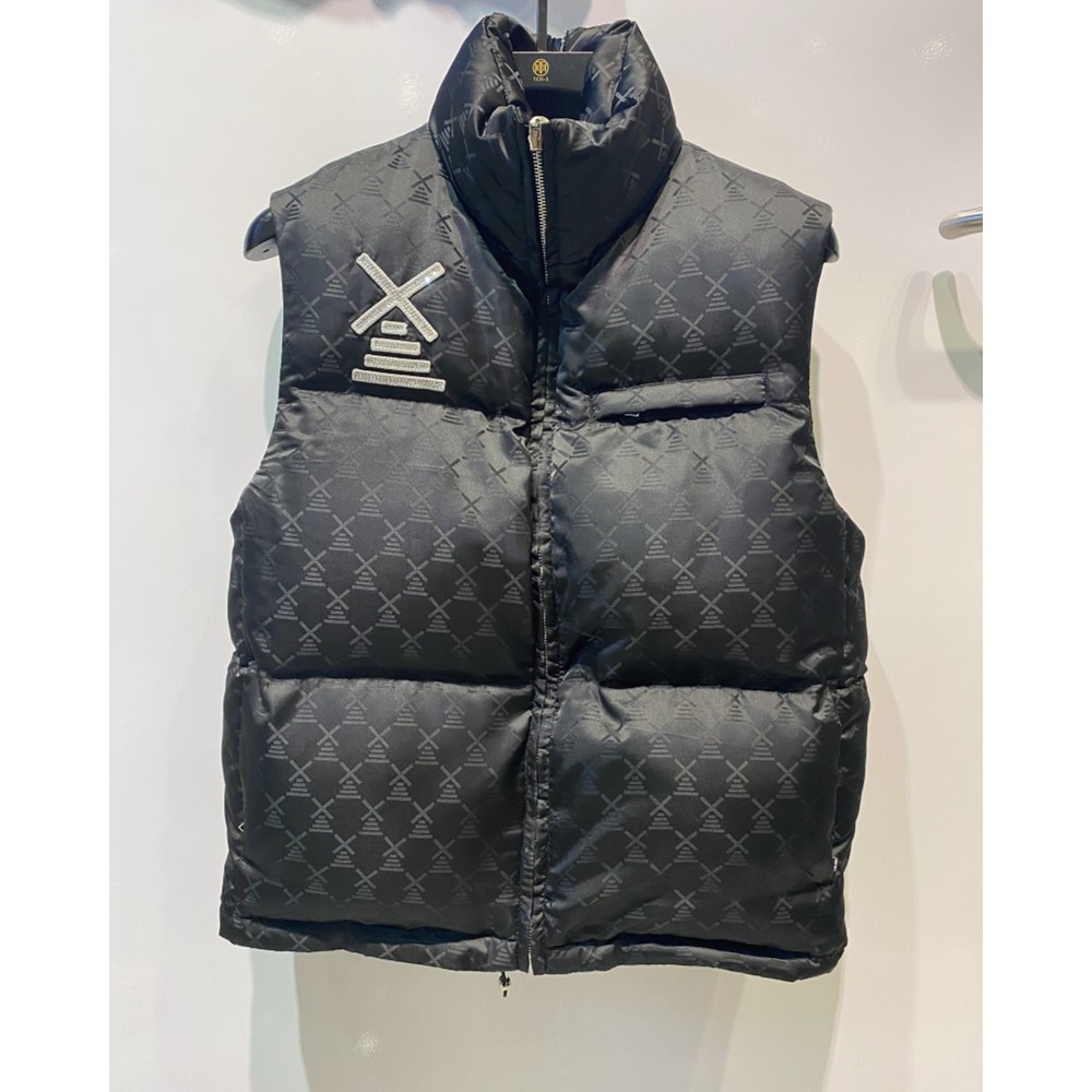 成都-TCH潮牌轻奢烫钻立领秋冬黑色羽绒马甲S69D258013