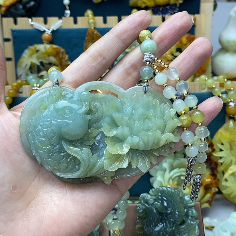 【闪购商品】蛇纹石玉挂件未镶嵌婷*