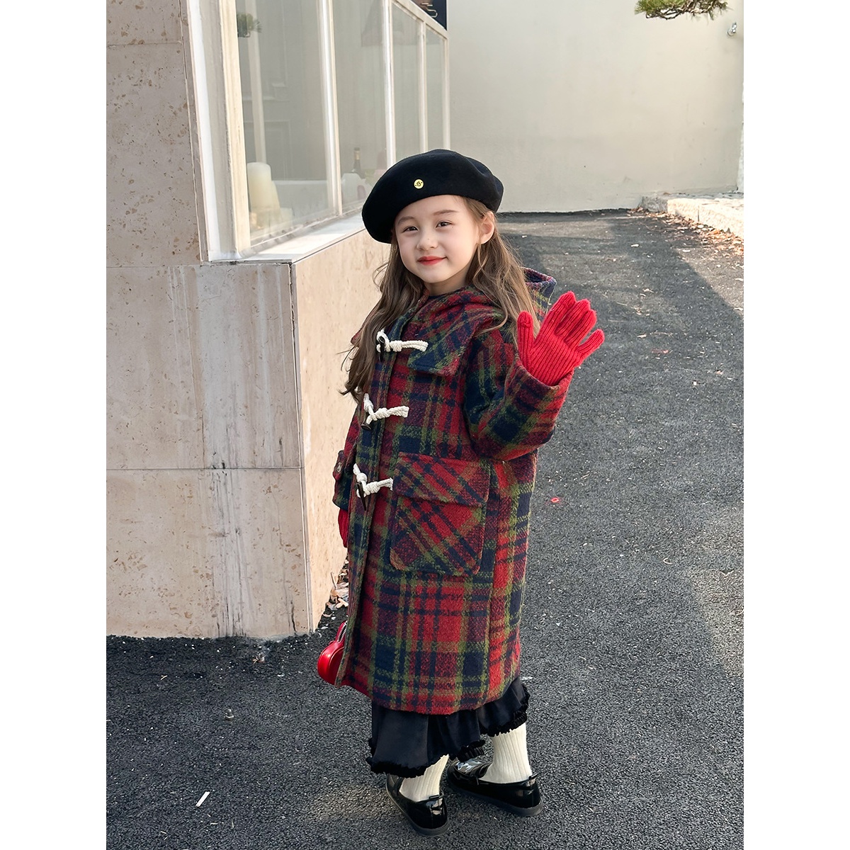 新款儿童潮牌圣诞年款女童洋气中长款牛角扣毛呢大衣宝宝复古冬季