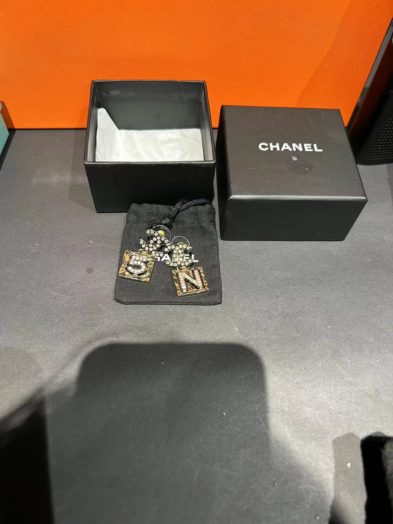 95新  黑黑中古/chanel 耳钉