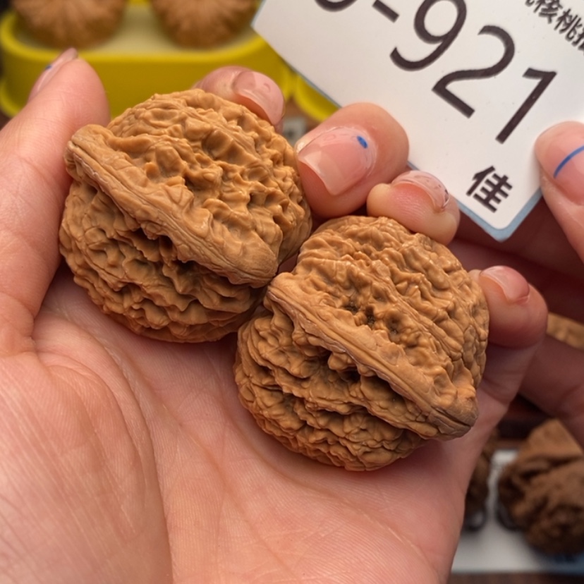 【闪购商品】文玩核桃把件39南疆