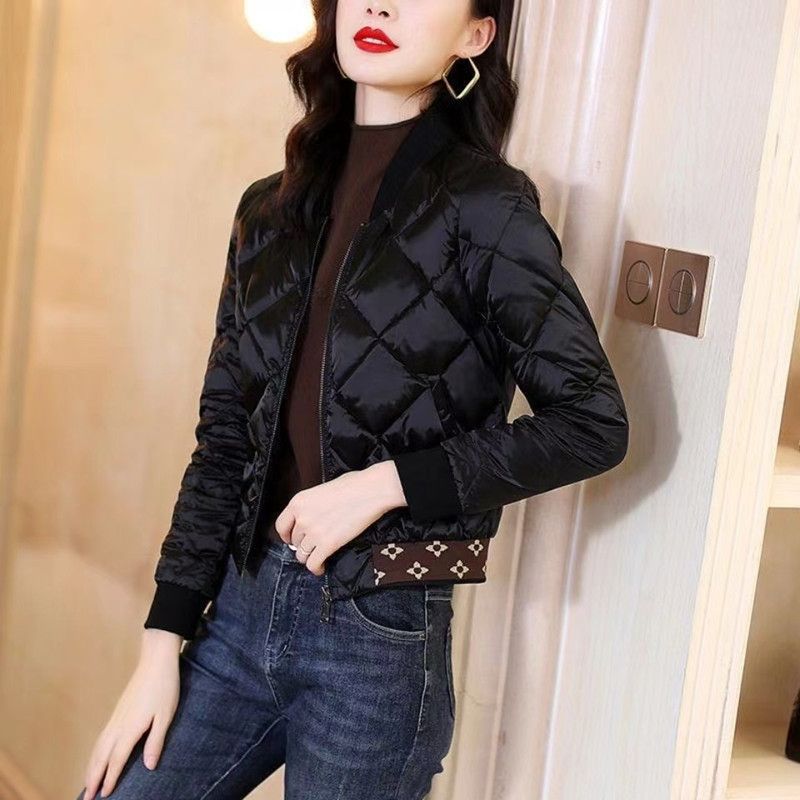 雅鹿轻薄保暖短款羽绒羽绒服女款2023年秋冬新款黑色保暖羽绒服棒