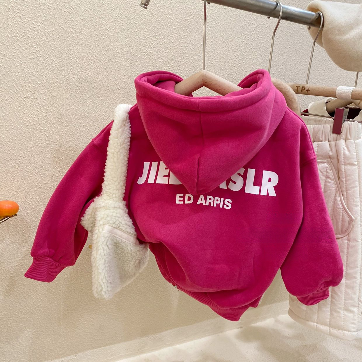 【小扬哥推荐】女童连帽卫衣2024秋冬新款韩系中小童儿童装加厚拉