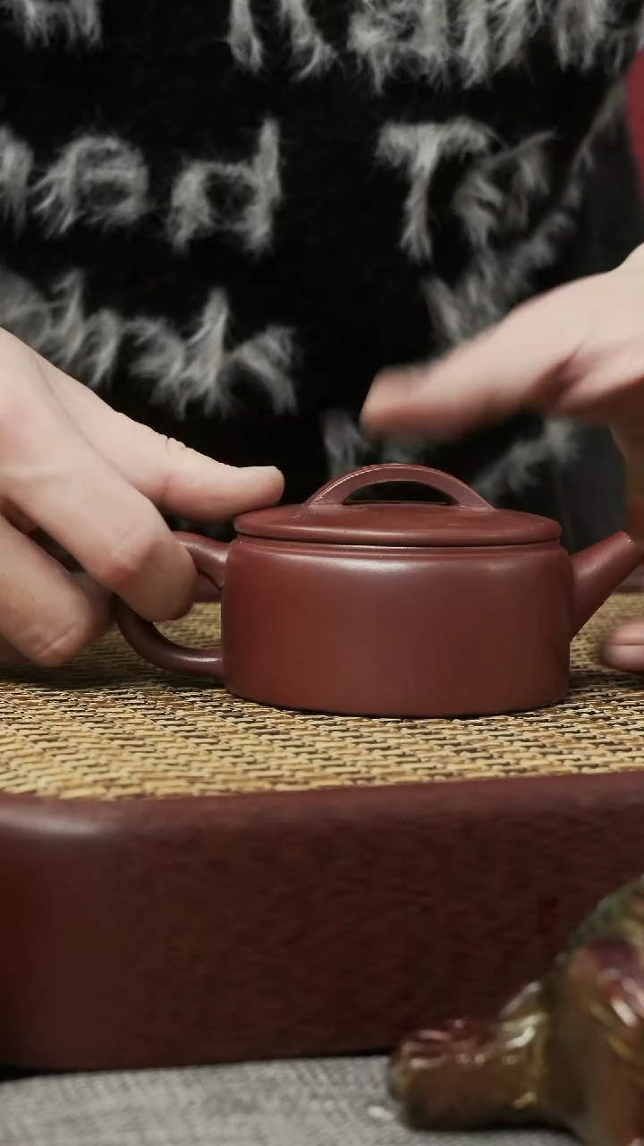 【闪购商品】紫砂茶壶汉瓦*龙血砂