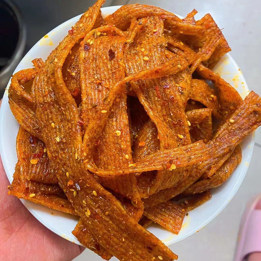 陕西手工辣条小零食小孩宝妈孕妇都可以吃的辣条调味面制品小零食