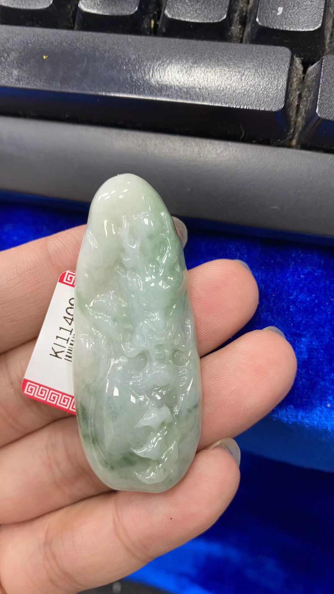 缅甸A货翡翠挂件 30