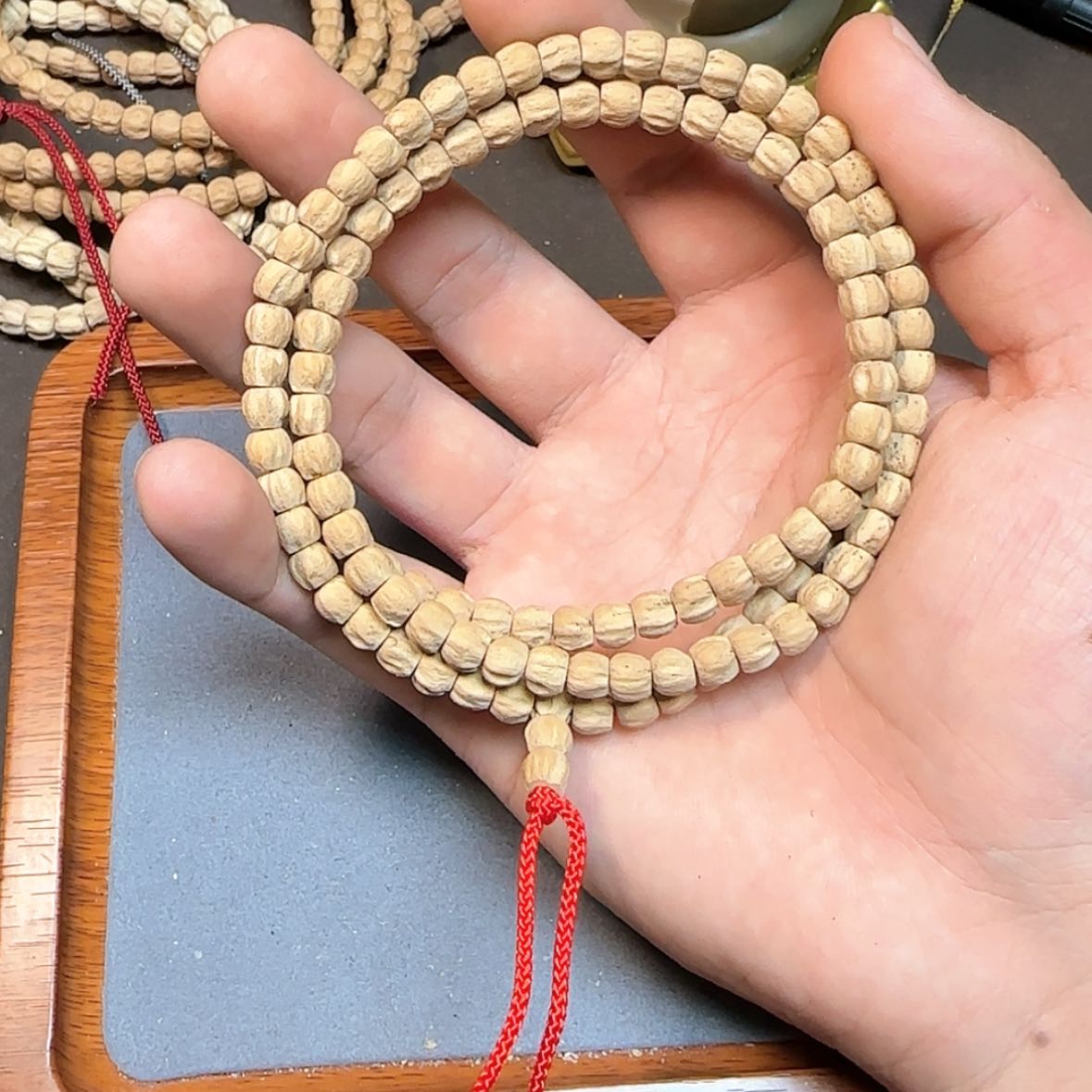 【闪购商品】柏香籽/百香籽手串喔****子