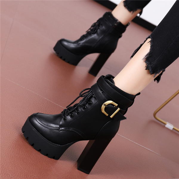 黑色马丁靴2023秋冬新款百搭防水台粗跟高跟鞋侧拉链英伦风短靴女