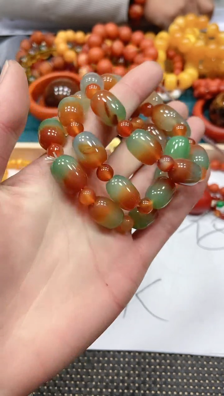 【闪购商品】蜜蜡手链未镶嵌f68