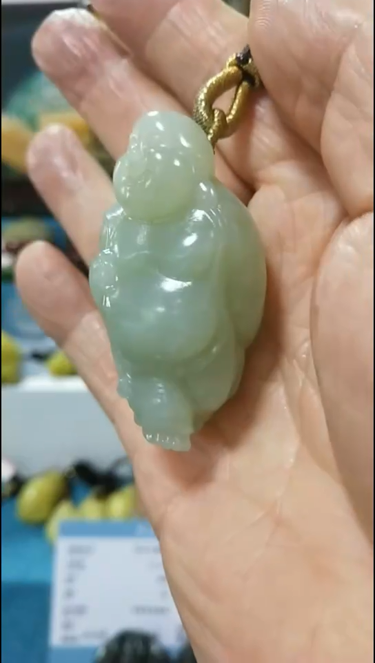 【闪购商品】石英质玉吊坠(赠链)未镶嵌佛公