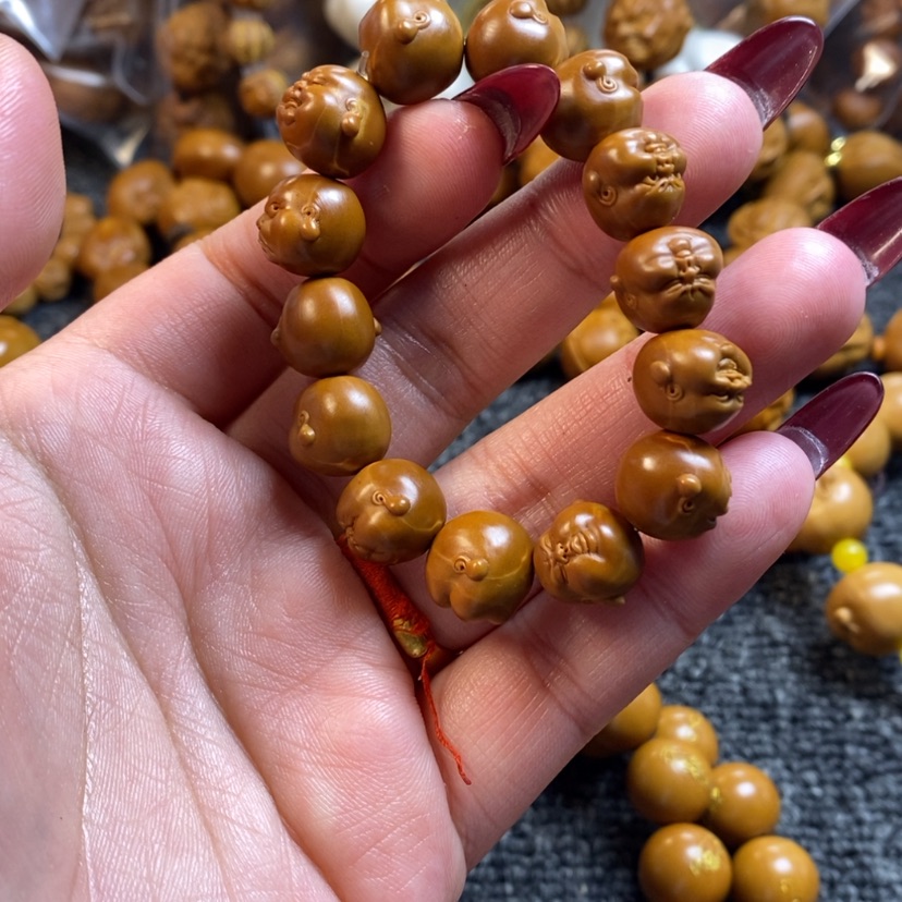 【闪购商品】橄榄核吊坠