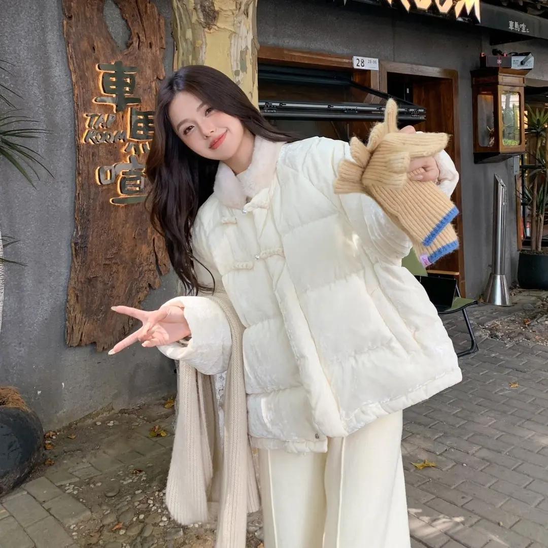新中式国风盘扣羽绒服女2023年新款冬季高级感保暖小显瘦网红