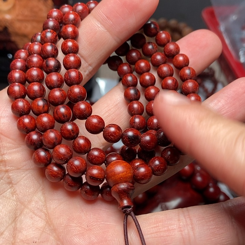 【闪购商品】小叶紫檀（檀香紫檀）手串寧**