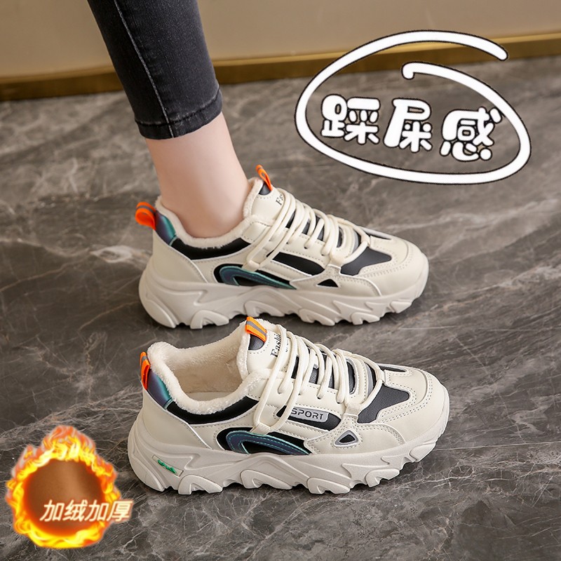安踏神行踩屎感加绒运动鞋女款冬季百搭皮面跑步鞋显脚小码3334老