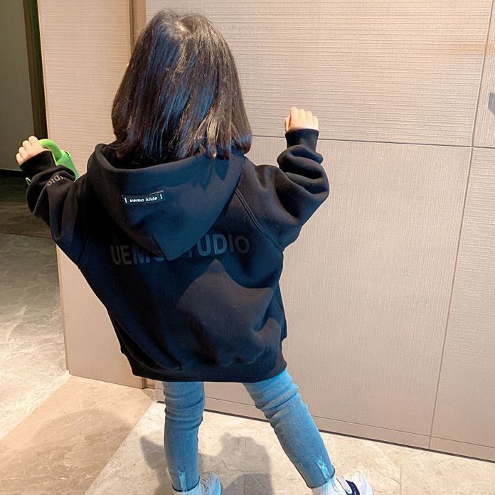 女童加绒卫衣2023秋冬新款洋气外套儿童字母印花长袖宝宝连帽上衣