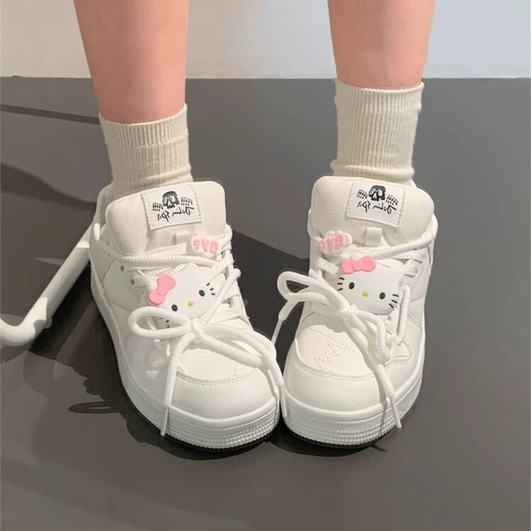 秋冬季休闲原创爆改小众凯蒂猫小白鞋女2023冬季新款厚底ins