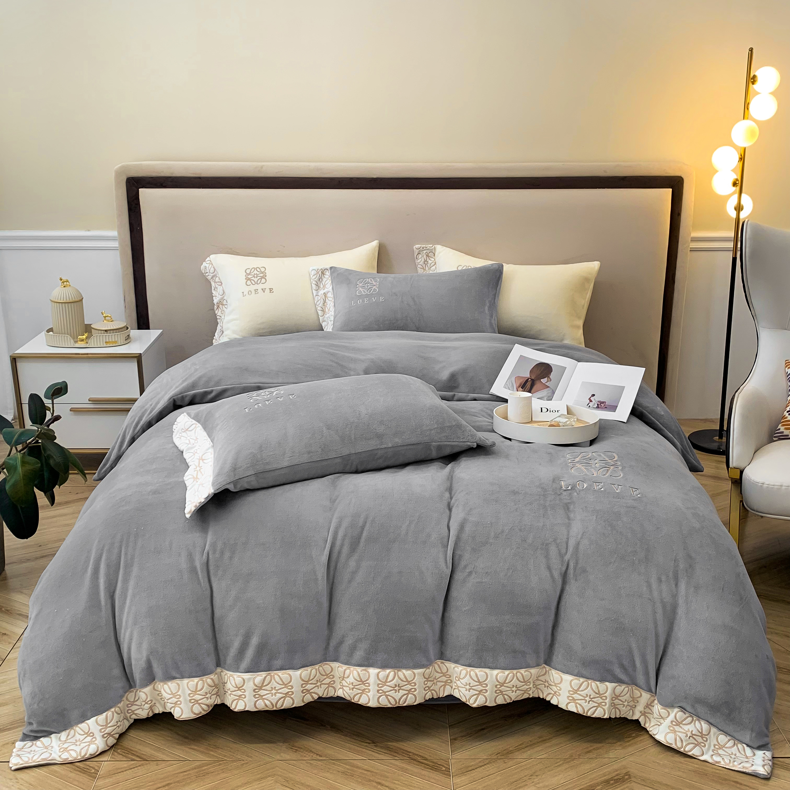 【晴美】加厚牛奶绒刺绣拼边款四件套-罗意威系列