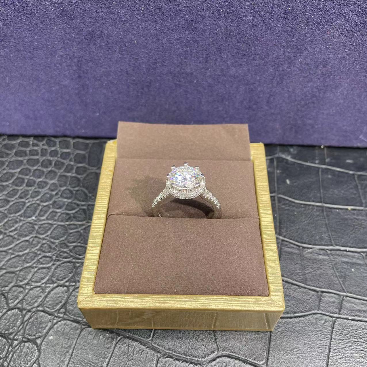 雪精灵戒指天花板三克拉3ct-F