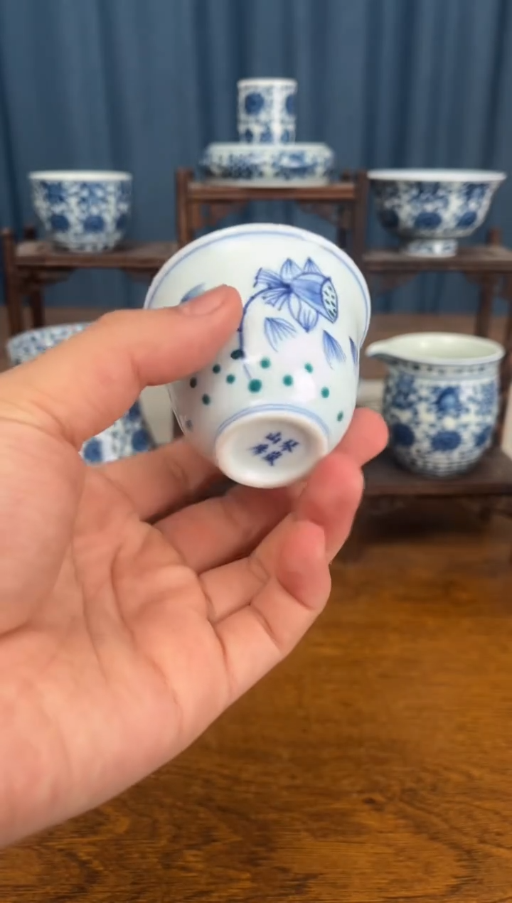 【闪购商品】陶瓷写意莲蓬铃铛杯