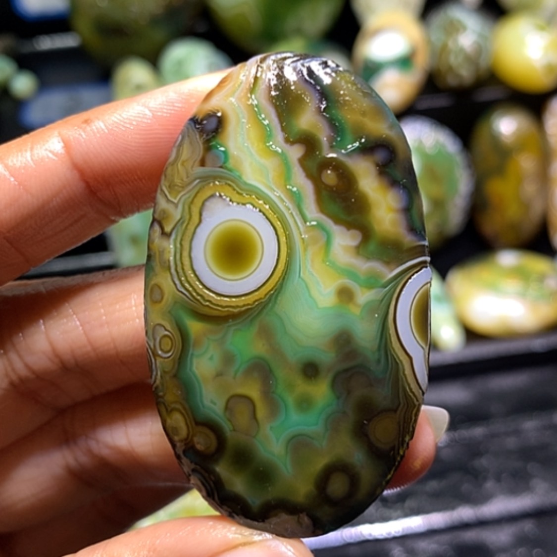 【闪购商品】玛瑙珠宝奇石未镶嵌夏***?