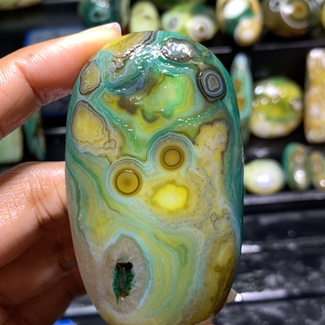【闪购商品】玛瑙珠宝奇石未镶嵌三***豆