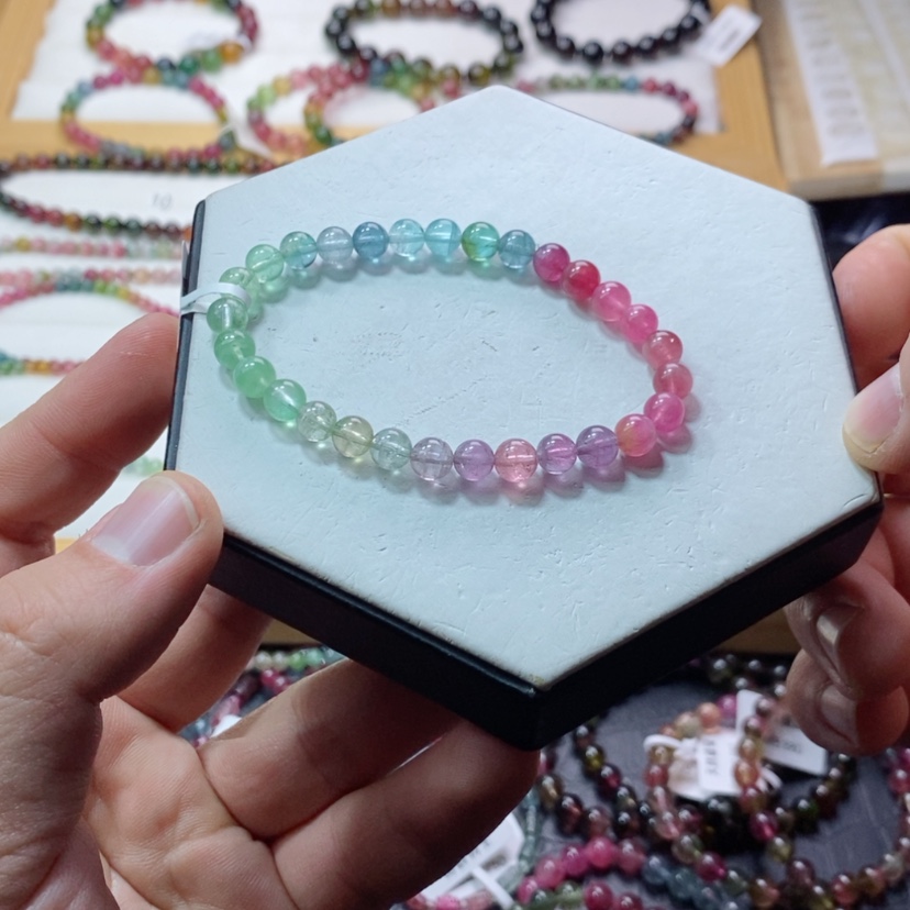 【闪购商品】碧玺手链未镶嵌思**卿