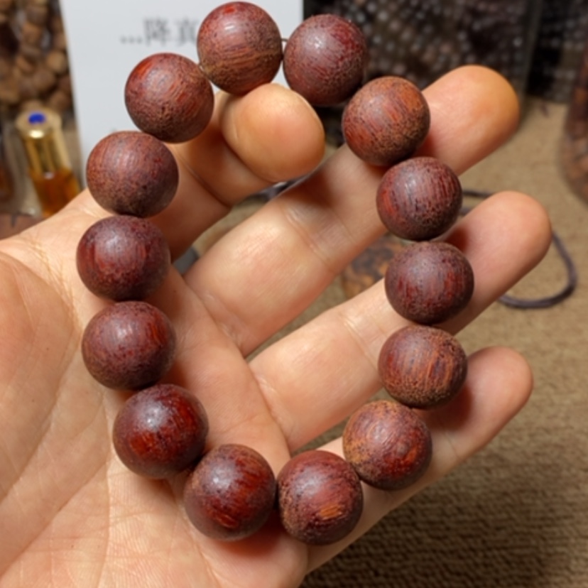 【闪购商品】香木A158降真香1.7异型珠红圆精品