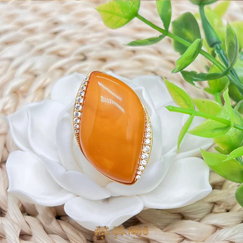 【藏真阁】H0977天然珠宝琥珀蜜蜡菱形时尚女士戒指