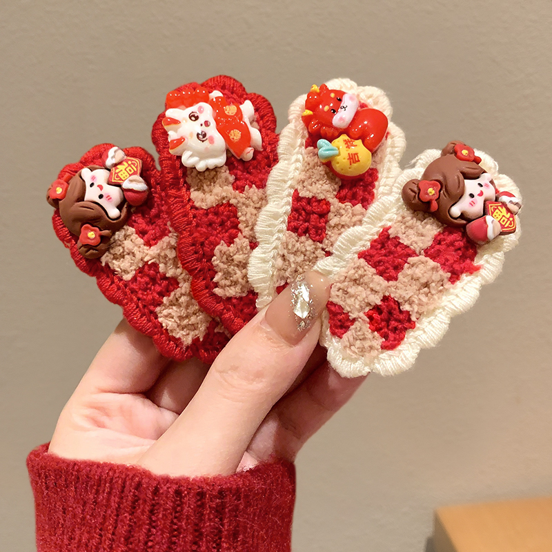 龙年毛绒发夹女中国风喜庆前额刘海侧边夹子头饰儿童新年bb夹发卡