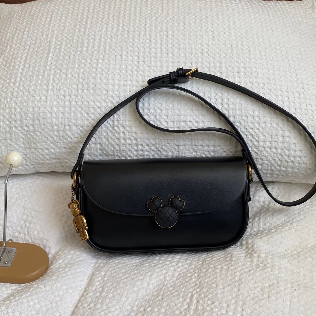 898黑色（长23厘米高13厘米）洋气时尚包包（无礼盒）