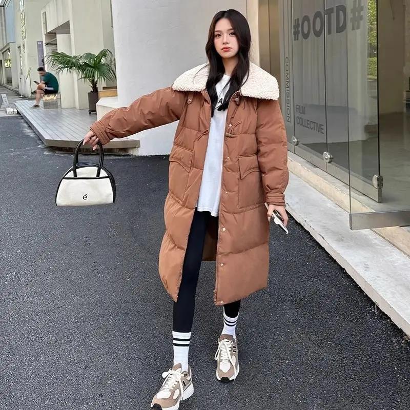 鸭鸭2023冬季新款羽绒服女中长款过膝加厚牛角扣羊羔毛领可拆卸外