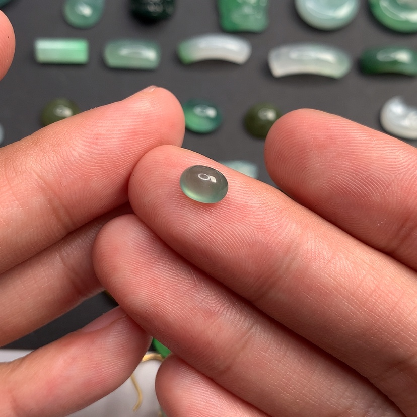 【闪购商品】翡翠颈饰未镶嵌