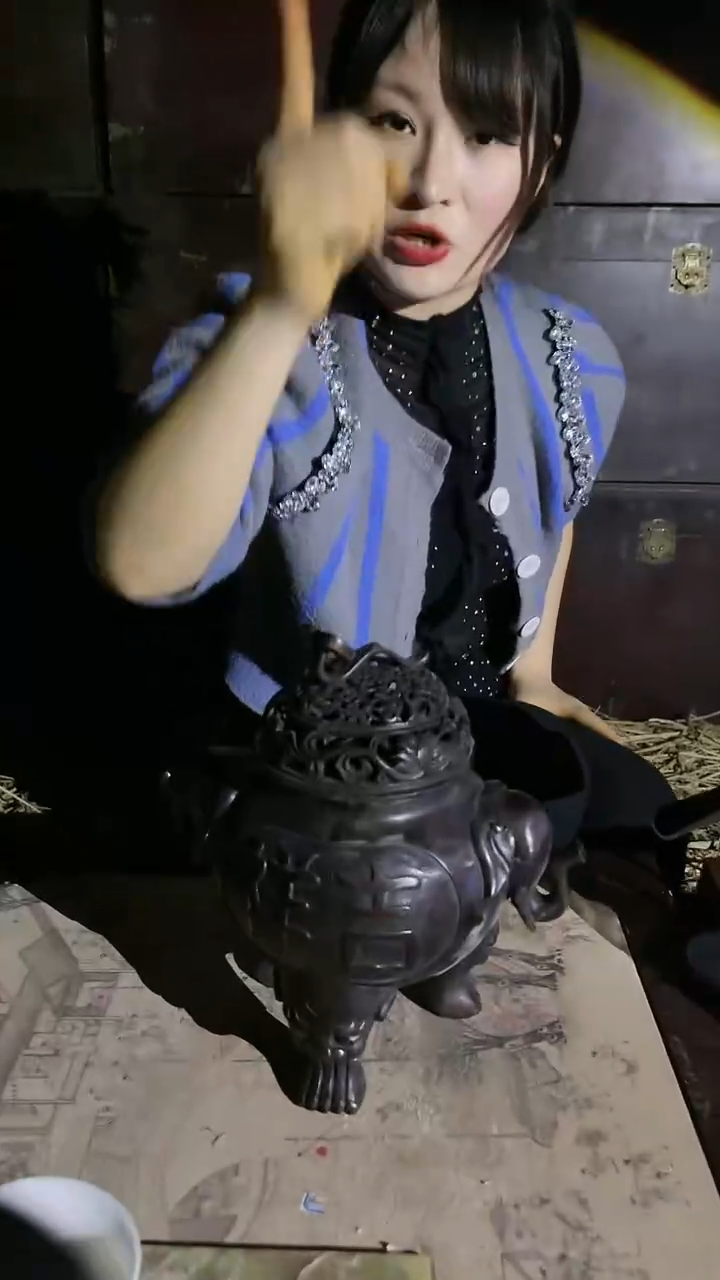 【闪购商品】陶瓷摆件M47  不固定一件