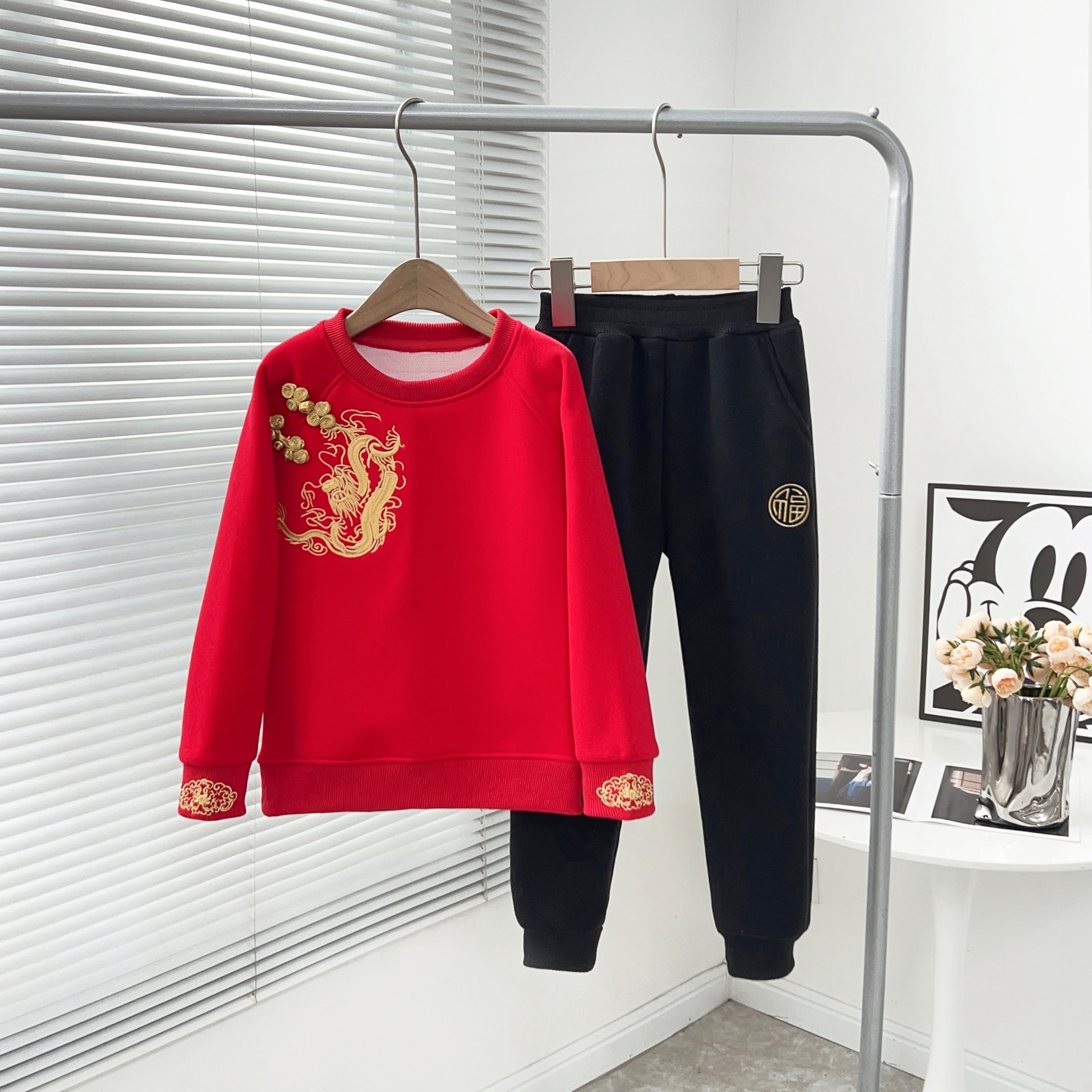 男女童加绒卫衣套装龙纹款红色休闲拜年服中国风      001