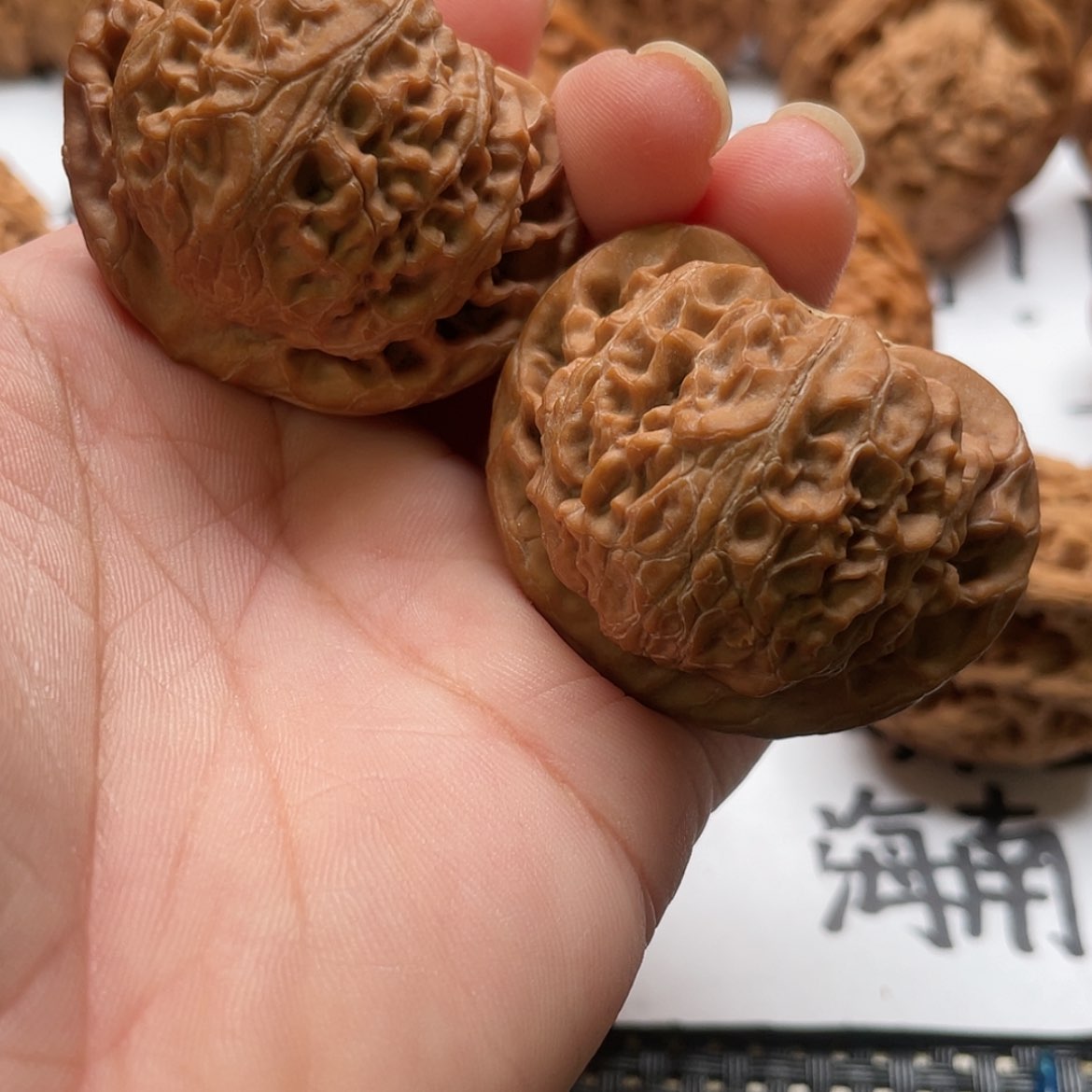 【闪购商品】文玩核桃吊坠?***督宫灯42，138