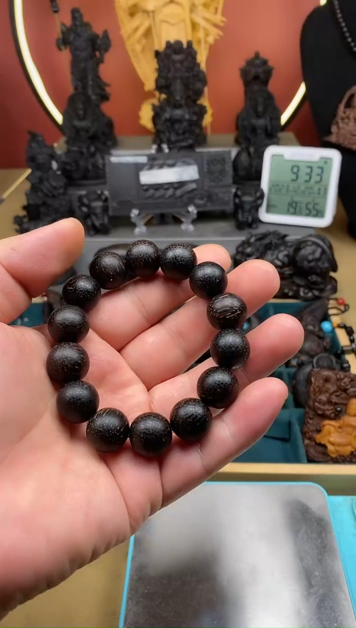 【闪购商品】香木1.6手串