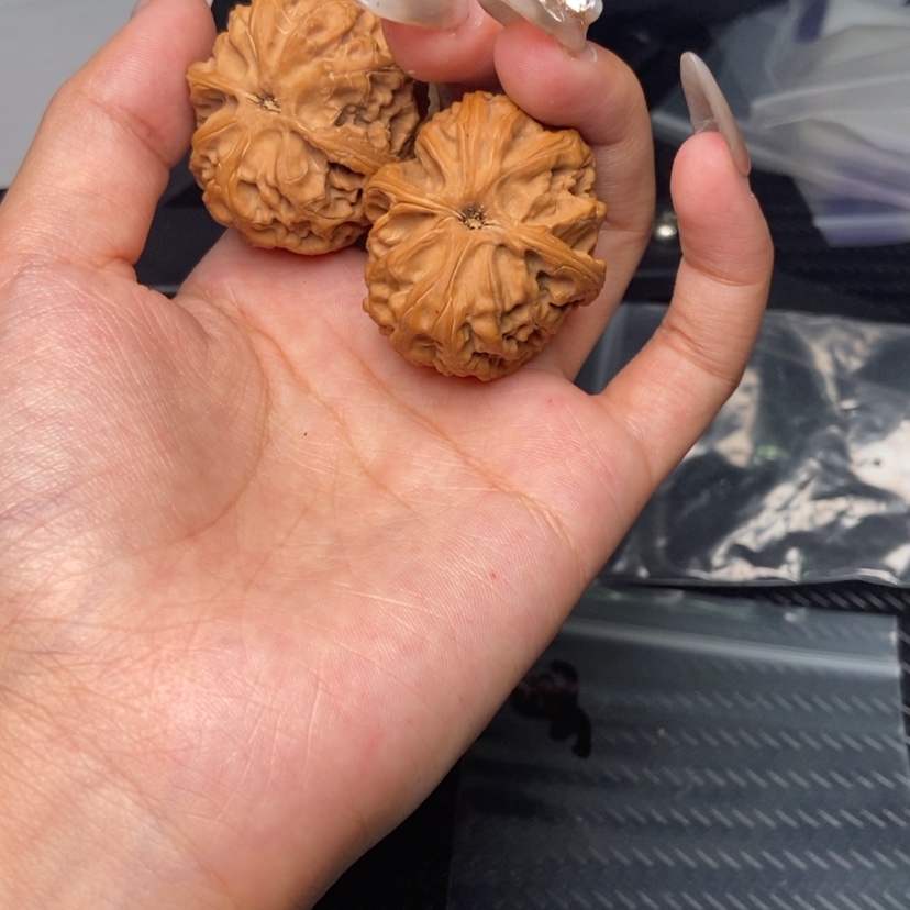 【闪购商品】文玩核桃吊坠喝****好