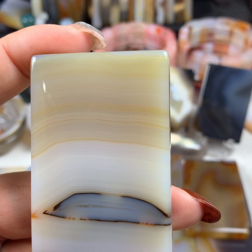【闪购商品】玛瑙/玉髓颈饰未镶嵌苏*