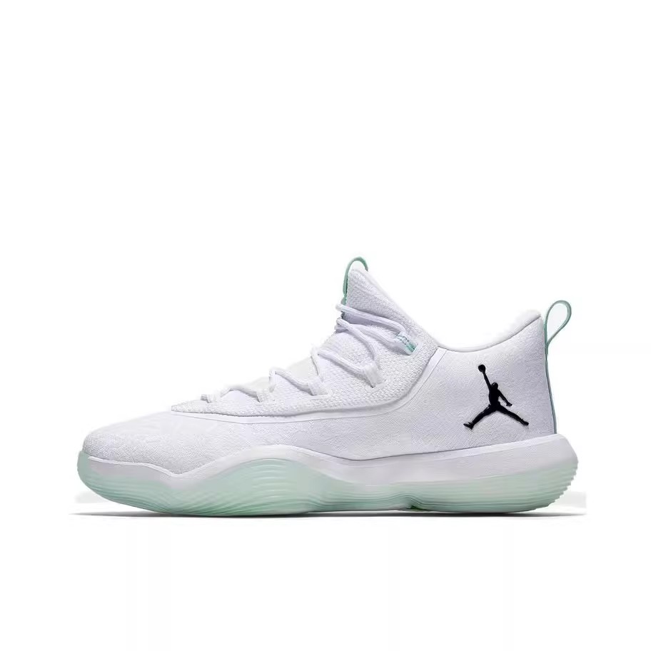 Nike/耐克男子 JORDAN SUPER.FLY 2017低帮实战篮球鞋 AJ2664-117